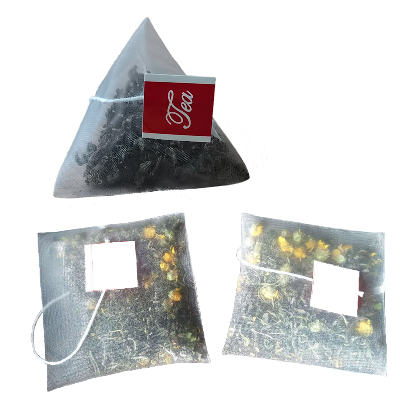 Треугольная упаковка травяного чая